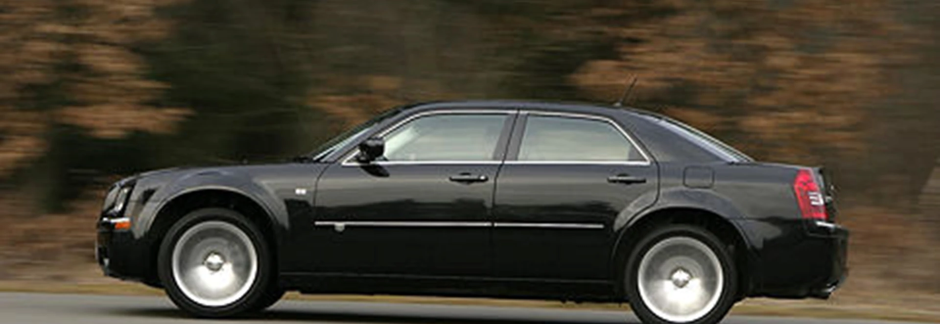 Chrysler 300C 5.7 Hemi V8 And 3.5 V6 